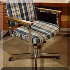 F78. Plaid office chair. 36”h